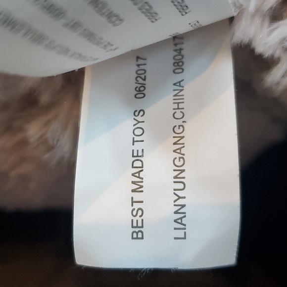 Huggable loveable stuffed elephant - Picture 6 of 6